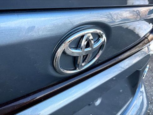 Used 2020 Toyota Corolla SE image 29