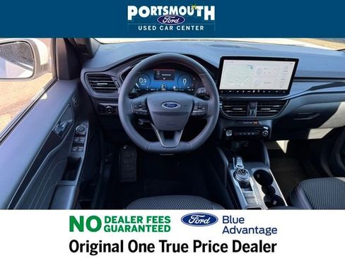 Certified 2023 Ford Escape ST-Line Select w/ Tech Pack #2 image 7