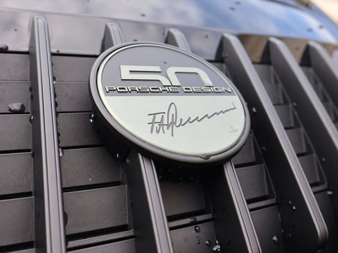 Used 2024 Porsche 911 AWD/4WD image 25