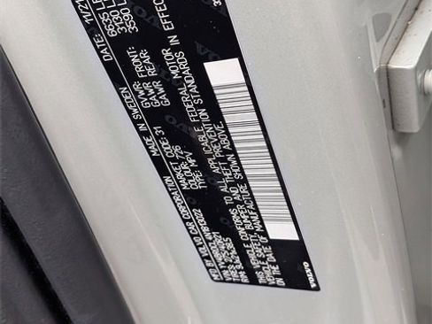 Certified 2022 Volvo XC90 T8 Inscription w/ Lounge Package image 33