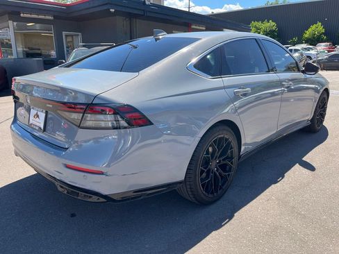 Used 2024 Honda Accord Touring image 7