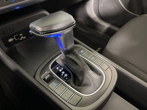 Certified 2025 Hyundai Kona SEL AWD/4WD image 24