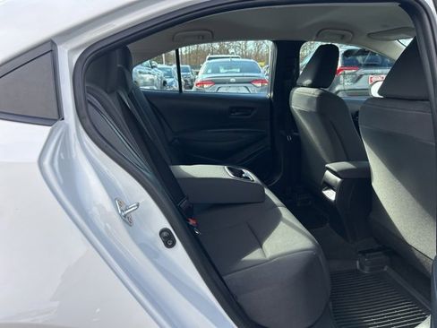 Used 2025 Toyota Corolla LE image 16
