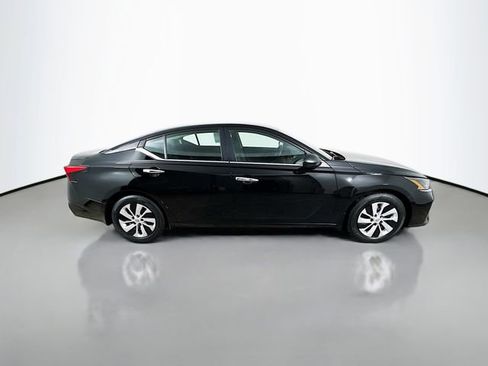 Used 2024 Nissan Altima 2.5 S image 4