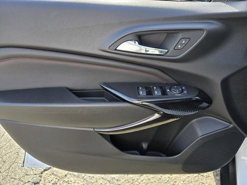 New 2026 Chevrolet Trax RS w/ Driver Confidence Package image 7