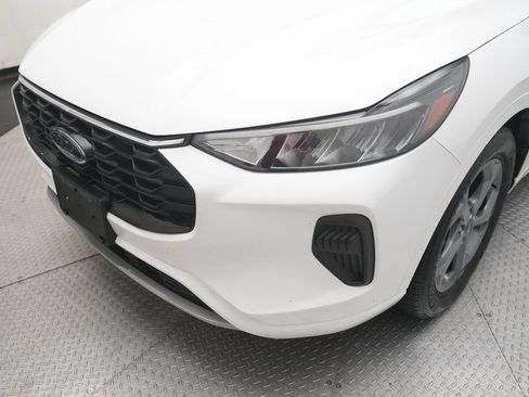 Used 2023 Ford Escape ST-Line w/ Tech Pack #1 FWD image 23