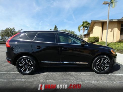 Used 2017 Volvo XC60 T5 Dynamic w/ Preferred Option Package FWD image 6