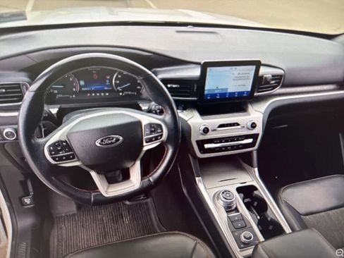 Used 2021 Ford Explorer Timberline image 2