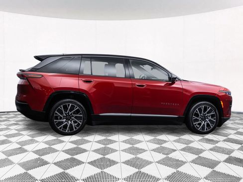 Used 2025 Jeep Wagoneer S Limited image 18