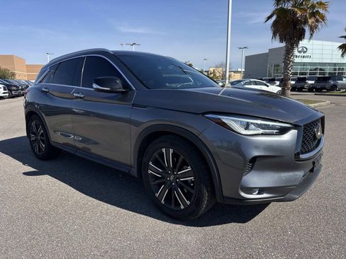 Used 2021 INFINITI QX50 Luxe w/ Appearance Package image 3