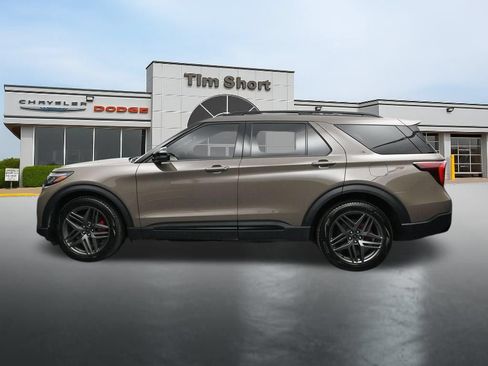 Used 2026 Ford Explorer ST w/ Sun And Sound Package AWD/4WD image 2