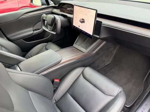 Used 2022 Tesla Model S image 20