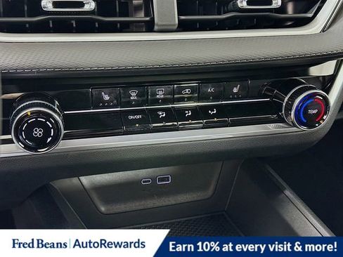 New 2026 Chevrolet Equinox LT w/ Midnight Edition image 11