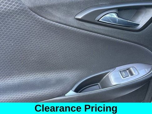 Used 2023 Chevrolet Malibu LT image 32