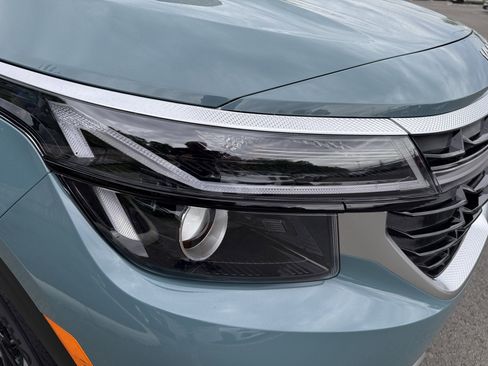New 2026 Kia Seltos S AWD/4WD image 23