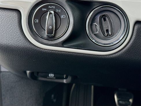 Used 2020 Porsche 718 Cayman GT4 image 11