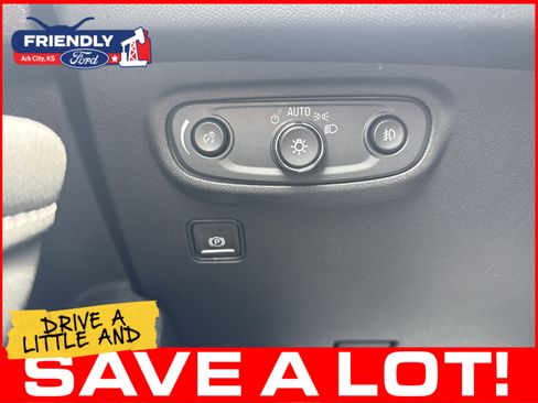 Used 2024 GMC Terrain SLT FWD image 27