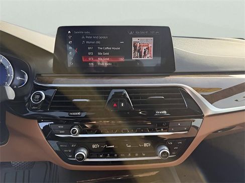 Used 2019 BMW 540i xDrive image 19