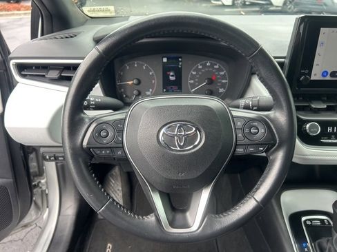 Used 2024 Toyota Corolla SE image 17
