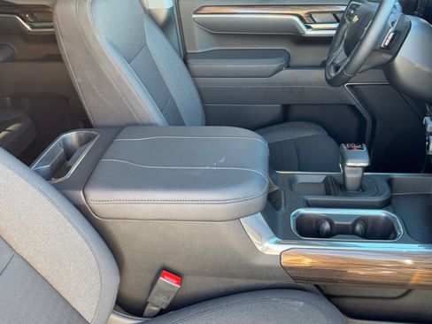 Used 2025 Chevrolet Silverado 1500 LT w/ Safety Package image 12