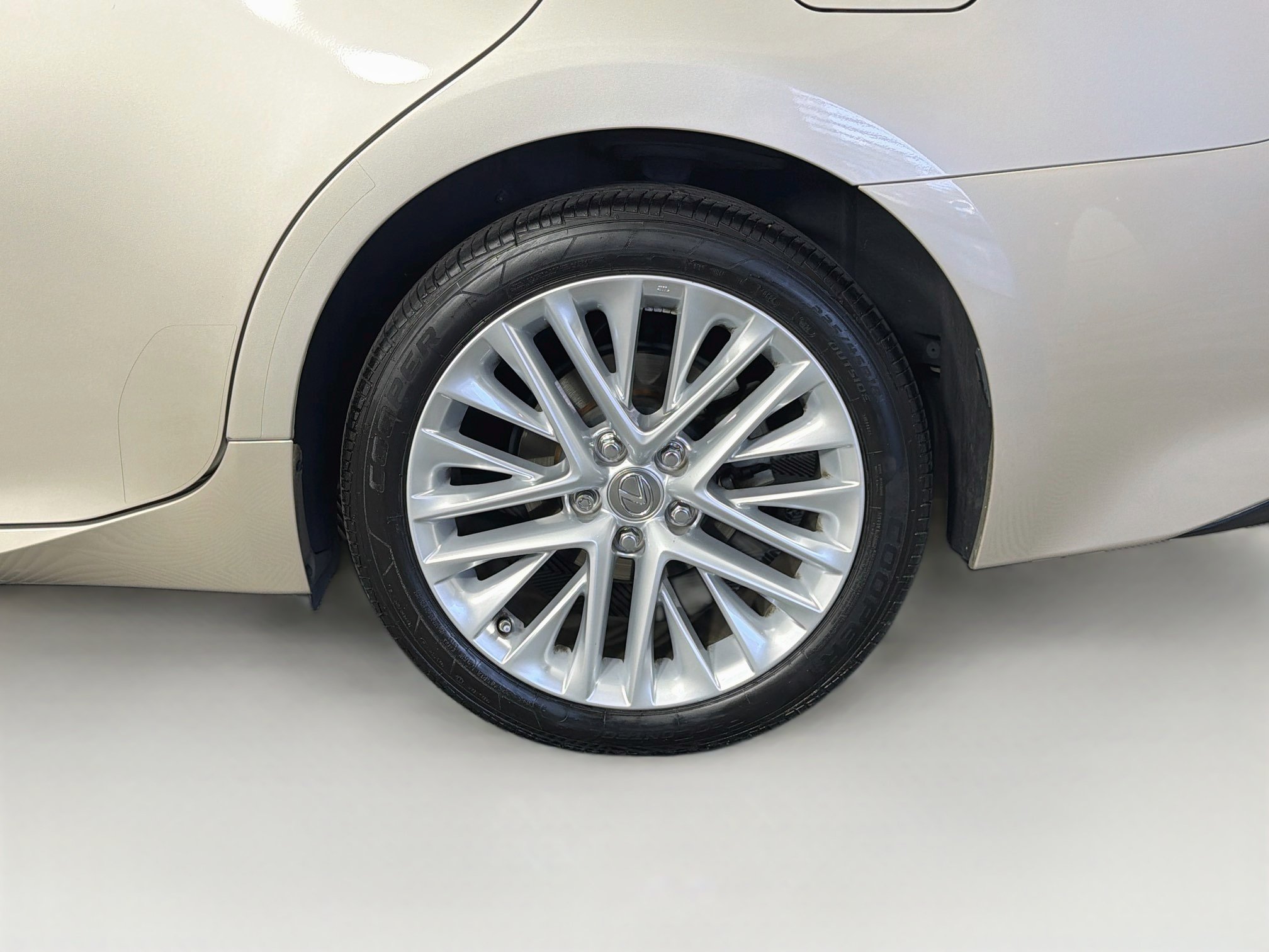Used 2014 Lexus ES 350 w/ Luxury Package FWD image 11