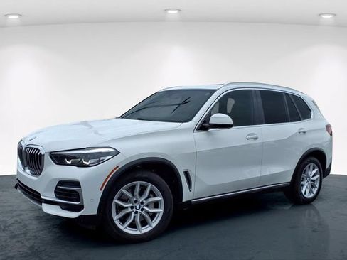 Used 2023 BMW X5 xDrive40i w/ Premium Package AWD/4WD image 2