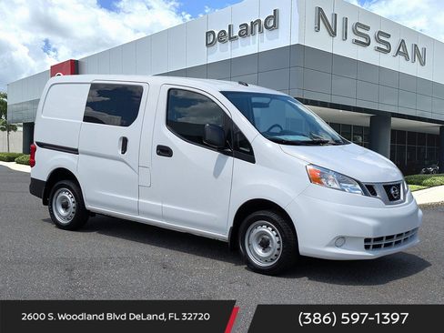 Used 2020 Nissan NV200 S w/ Sliding Glass Door Package FWD image 1