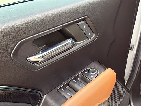 Used 2023 GMC Canyon AT4 w/ Canyon Safety Plus Package image 12