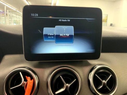 Used 2019 Mercedes-Benz GLA 250 GLA 250 4MATIC SUV image 19