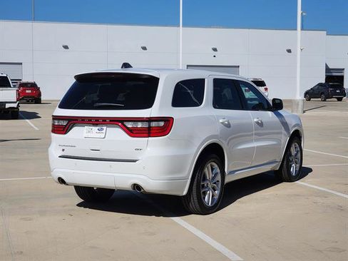 Used 2024 Dodge Durango GT image 4