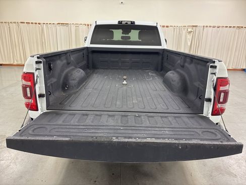 Used 2022 RAM 2500 Tradesman w/ Safety Group image 8