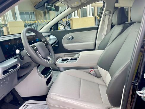 Used 2026 Hyundai Ioniq 9 SEL w/ Tow & Go Package image 10