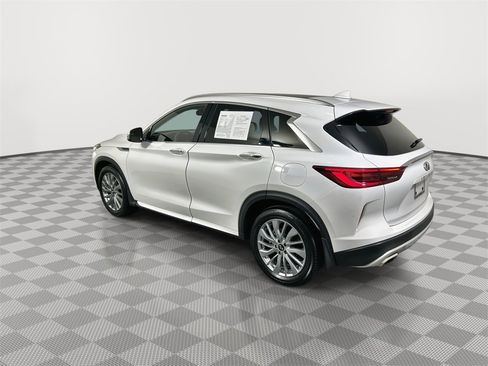Used 2023 INFINITI QX50 Luxe image 6