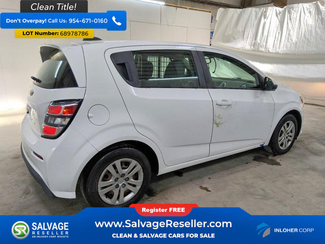 Used 2018 Chevrolet Sonic LT FWD image 4