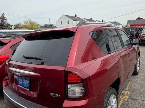 Used 2016 Jeep Compass High Altitude AWD/4WD image 7