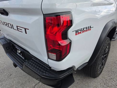 Used 2023 Chevrolet Colorado Trail Boss w/ Advanced Trailering Package AWD/4WD image 12
