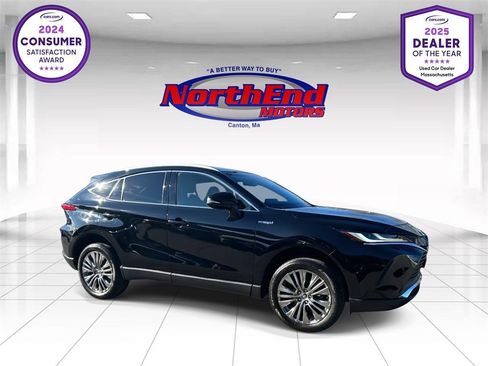 Used 2021 Toyota Venza XLE image 1