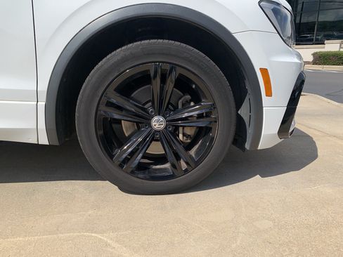 Used 2019 Volkswagen Tiguan SEL Premium R-Line AWD/4WD image 13