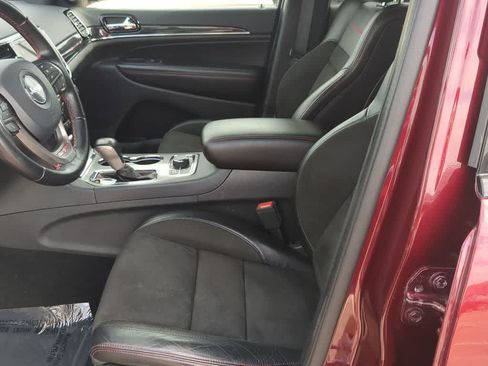 Used 2020 Jeep Grand Cherokee Trailhawk AWD/4WD image 15