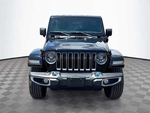 Used 2023 Jeep Wrangler Unlimited Sahara AWD/4WD image 2