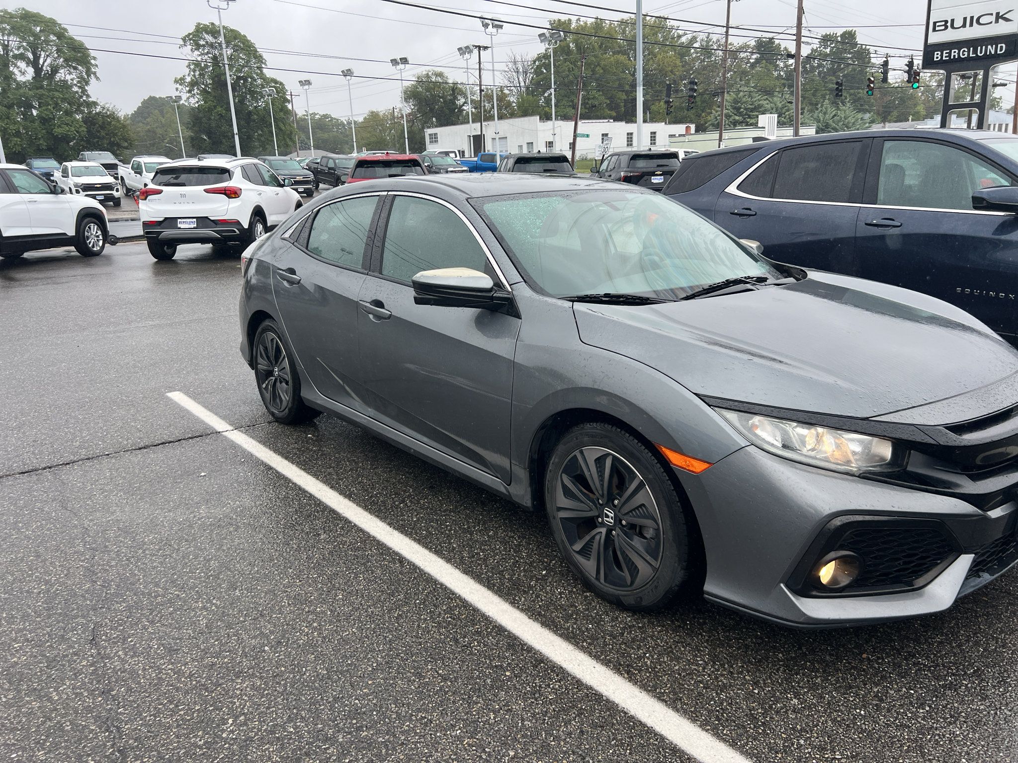 Used 2018 Honda Civic EX image 1