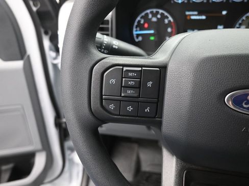 New 2025 Ford F250 XLT w/ FX4 Off-Road Package image 3