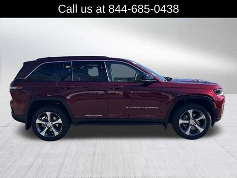 New 2026 Jeep Grand Cherokee Limited w/ Luxury Tech Group II image 4