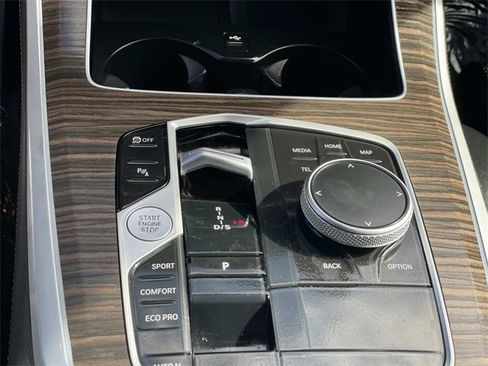 Used 2024 BMW X5 sDrive40i w/ Premium Package image 15