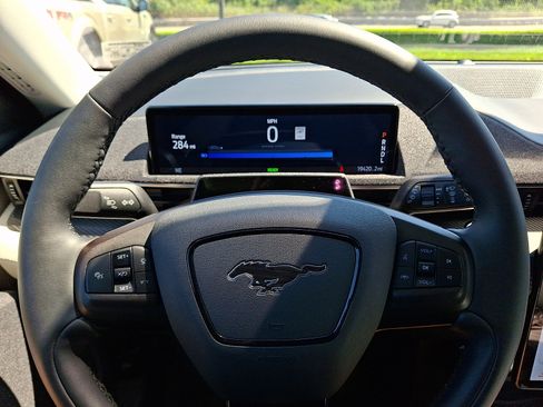 Certified 2024 Ford Mustang Mach-E Premium AWD/4WD image 22