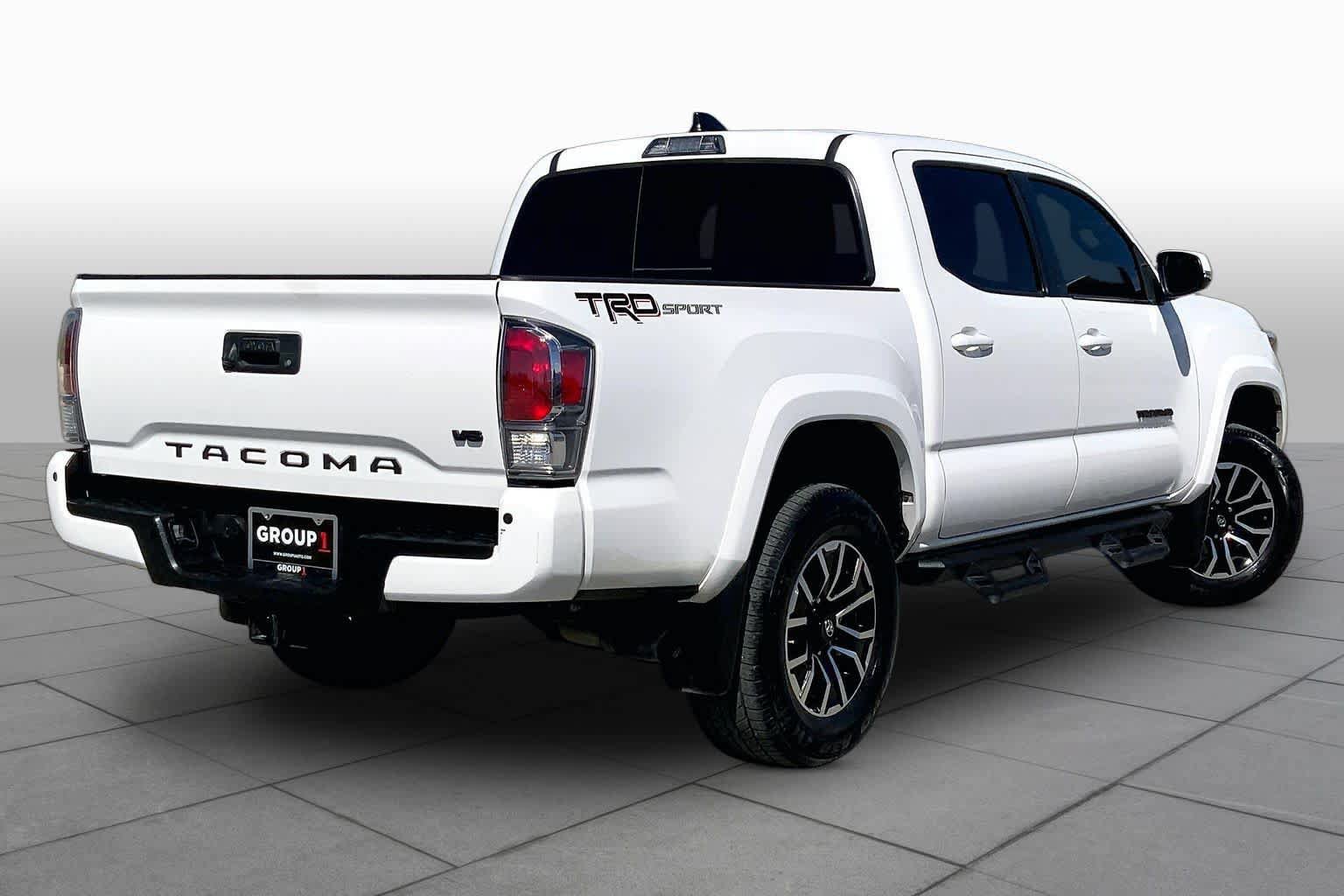 Used 2022 Toyota Tacoma TRD Sport w/ TRD Premium Sport Package RWD image 13