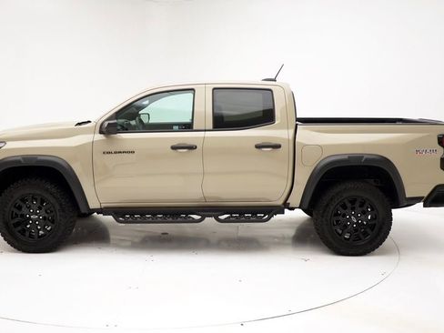 Used 2024 Chevrolet Colorado Trail Boss w/ Advanced Trailering Package image 7