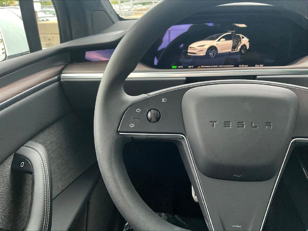 Used 2024 Tesla Model X AWD/4WD image 11