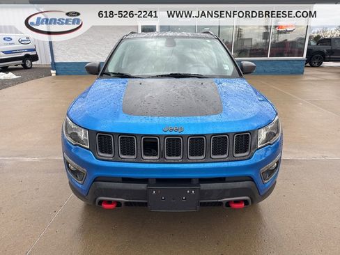 Used 2018 Jeep Compass Trailhawk w/ Cold Weather Group AWD/4WD image 2