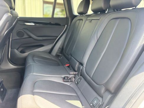 Used 2018 BMW X1 xDrive28i image 19